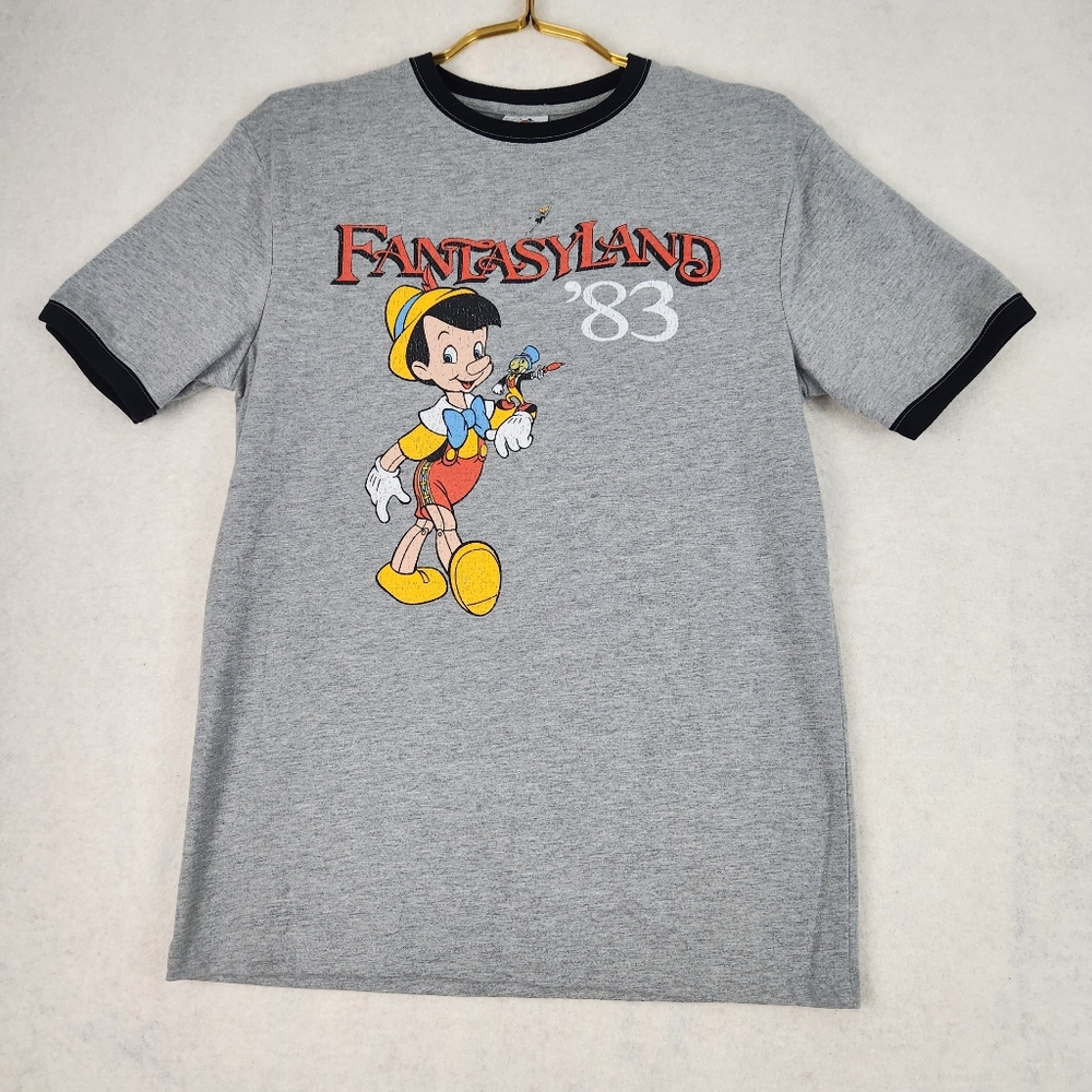 Disney Parks Fantasyland 83' Size Small Pinocchio Gray Short Sleeve T-Shirt
